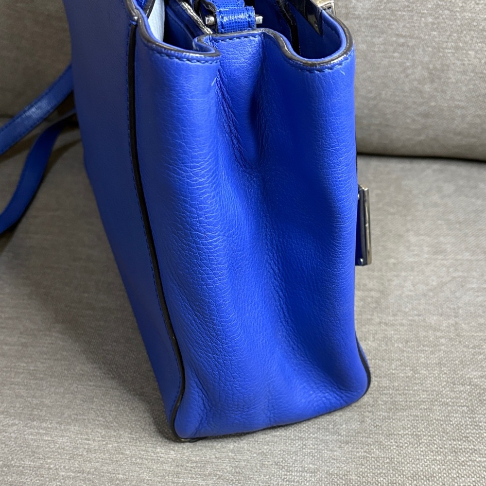 Fendi 2Jours Small Blue Leather Crossbody Satchel Bag Authentic - Picture 4 of 14